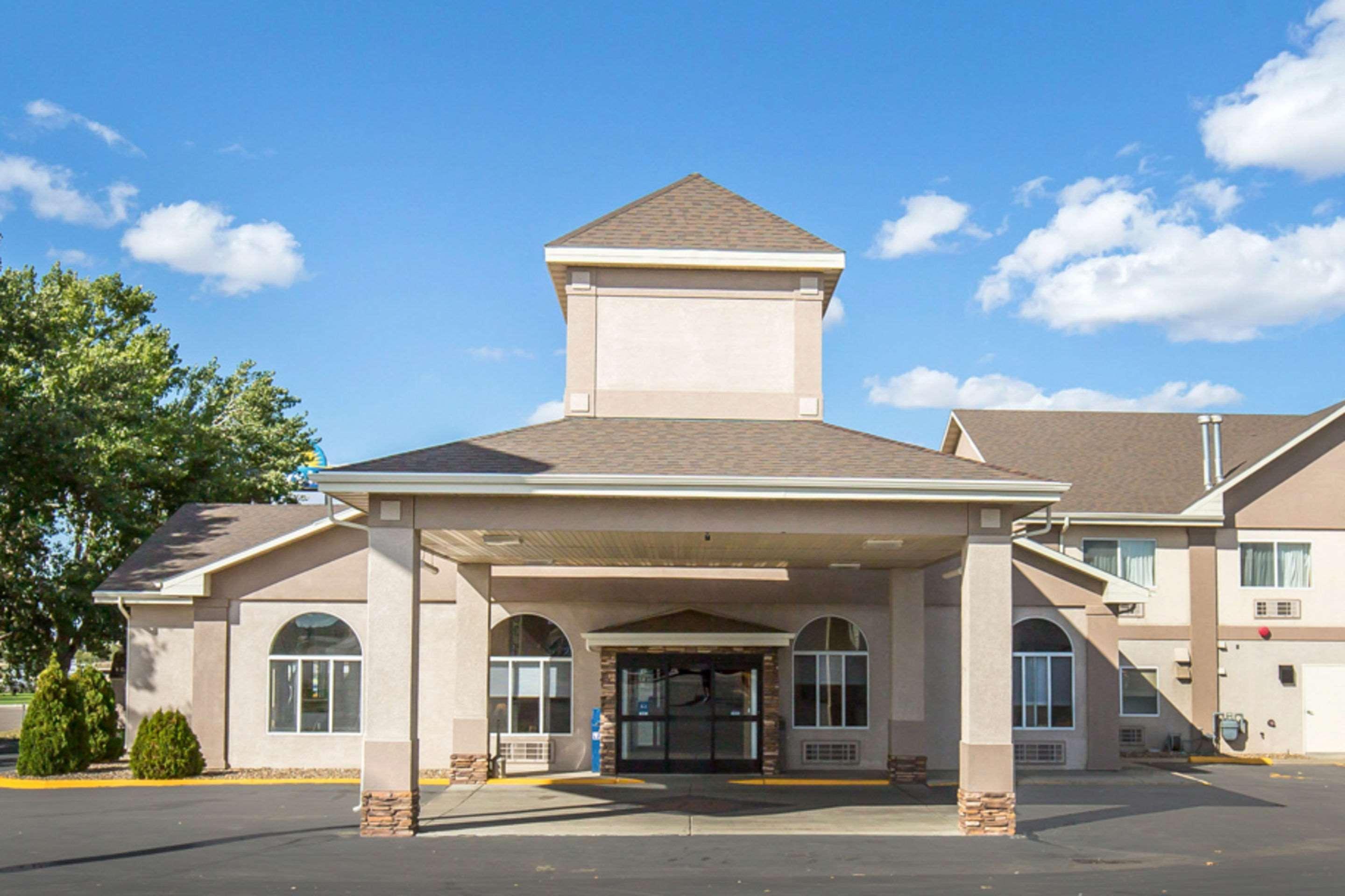 Fairbridge Inn & Suites Glendive Buitenkant foto