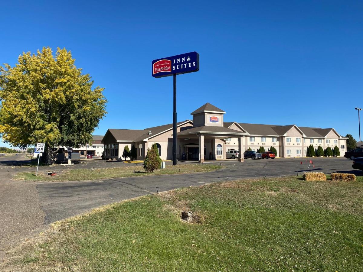 Fairbridge Inn & Suites Glendive Buitenkant foto